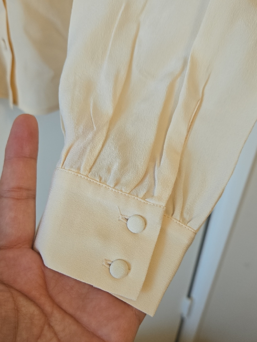Sezane Vito Rosey Beige 100% Silk Shirt - Picture 10 of 13